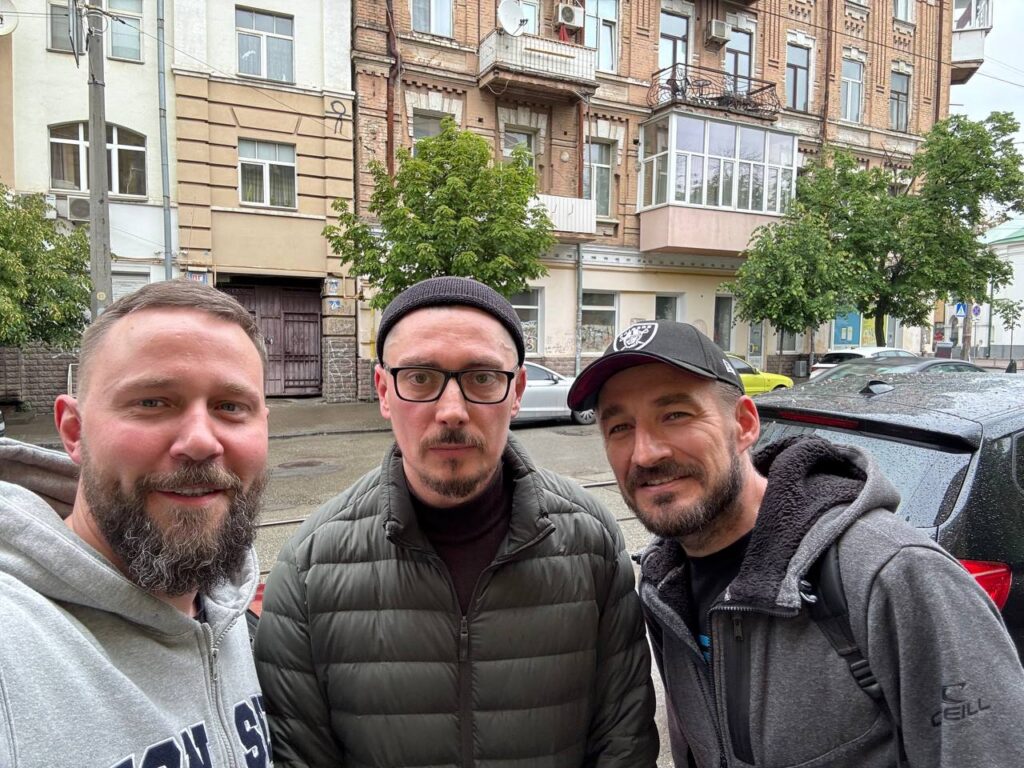 Фото з Мертвого кіноклубу
